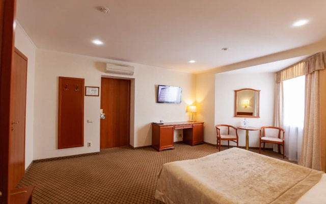 Berezka Park-Otel'