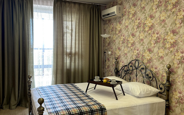 Novorossiyskaya 2b Flat