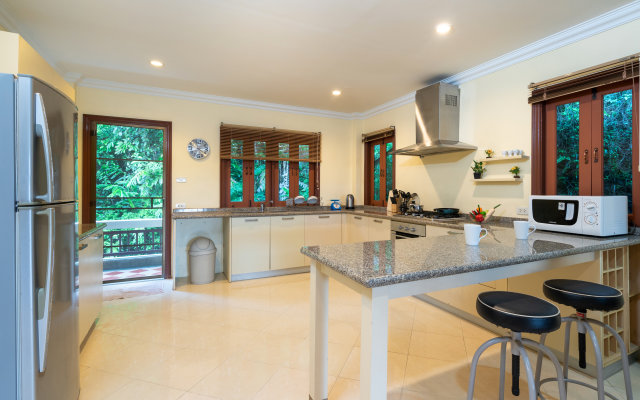 2BR Villa in Kathu l Pool Parking Villa