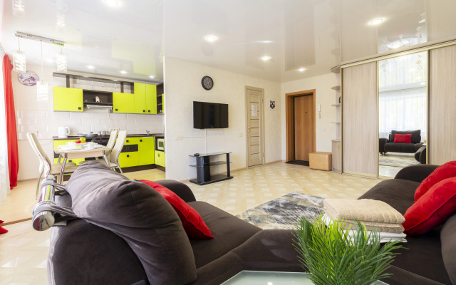 Apartamenty Dvukhkomnatnaya Kvartira V Tsentre Goroda