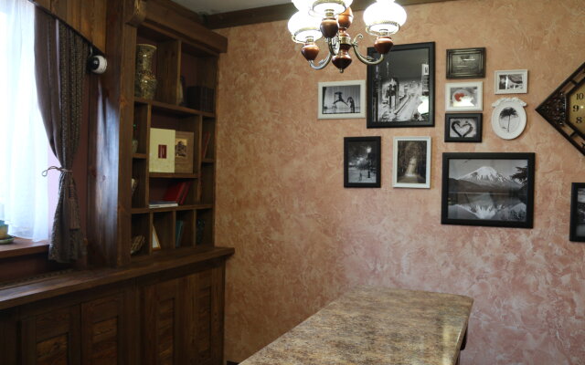 Gostinyij Dvor Hotel
