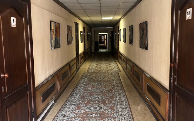 Отель Кировская