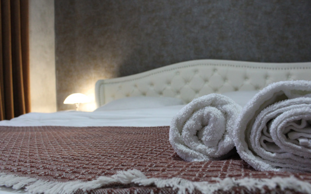 Memory Basket Mini Hotel