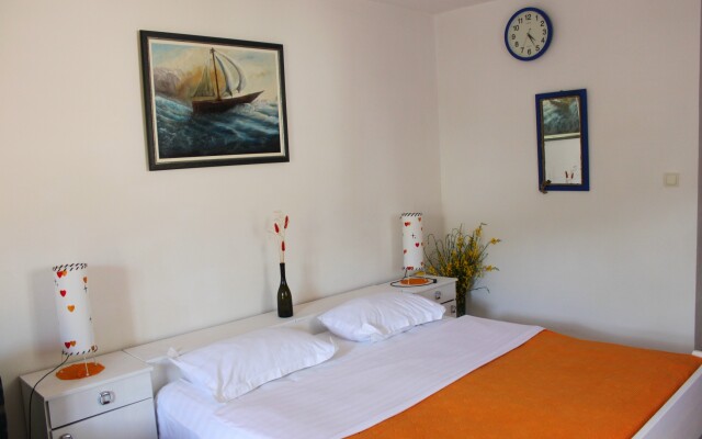 Sveti Stefan NR Apartments