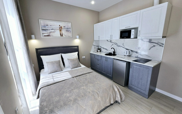 S Basseynom V Zhk Nevada Apartments