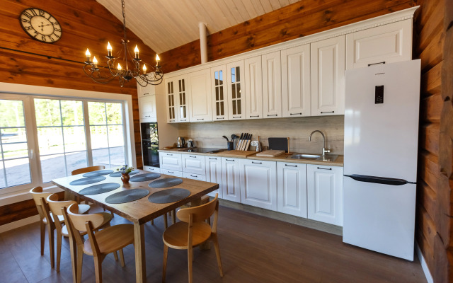 Частный дом Дом Пасечника