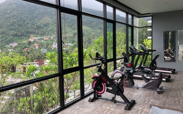 Modern Property nearby Kamala beach with Pool Villa