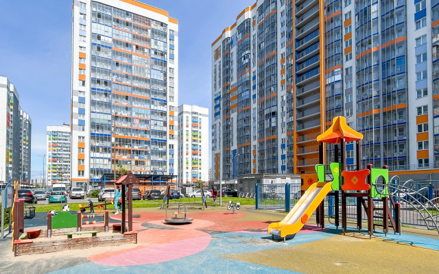 Prostornaya S Bolshim Kolichestvom Spalnykh Mest Flat