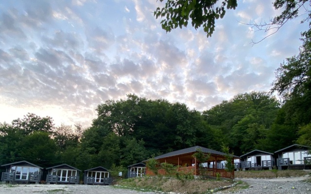 Baza Otdykha Akhyatsa