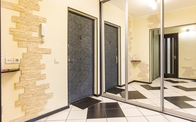 Na Prospekte Masherova 43 Apartments