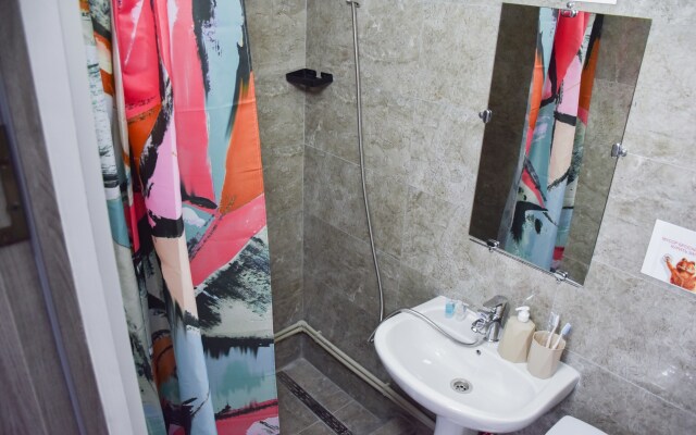 YourHouse na Ulitse Si Sinkhaya Apartamenty