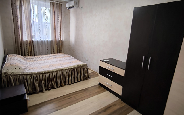V Tsentre Gagry Flat
