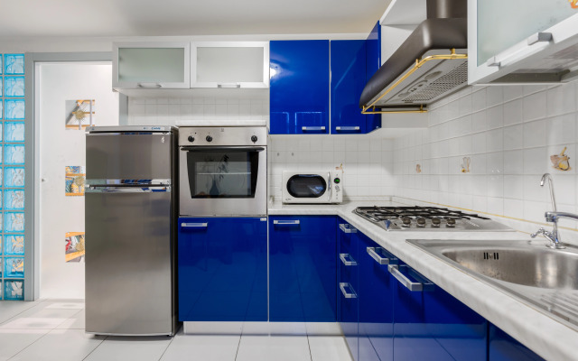 Апартаменты С видом на набережную Фонтанки