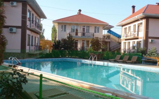 Seyt-Nebi Hotel