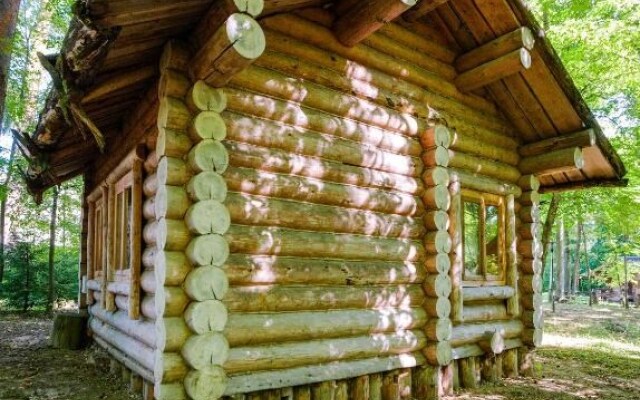 Tayozhnyie Bani Hotel