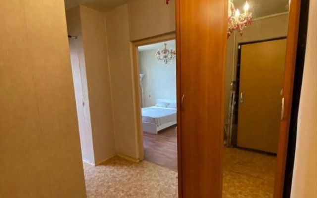 Апартаменты Большая Однокомнатная у Метро 1905 Года