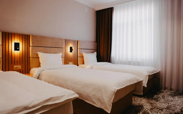 Damir Hotel By Aiko