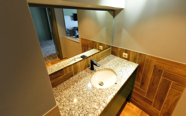 Kazak Club Hotel