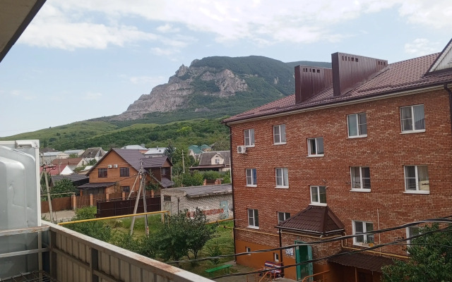 Квартира на Малиновой 1