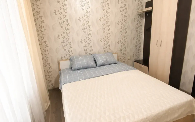 Квартира на Локомотивной
