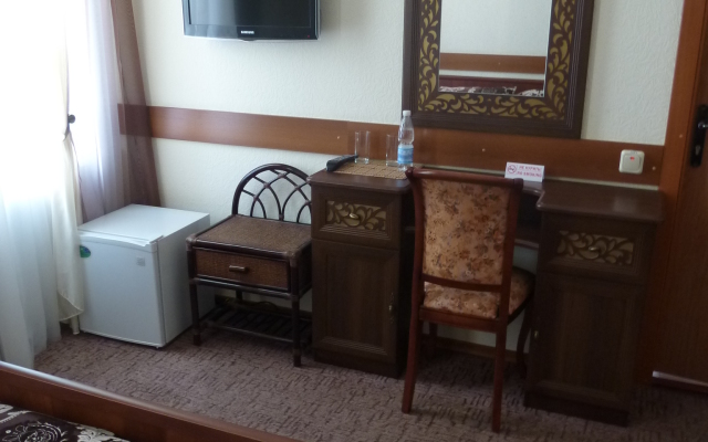 Aleksandriya Hotel