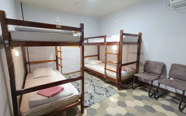 Хостел Caravan Hostel