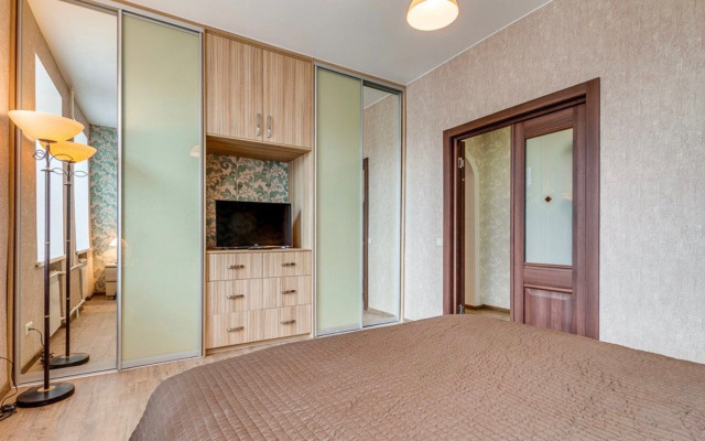 S Otdelnoy Spalney Na Gorokhovoy Apartments