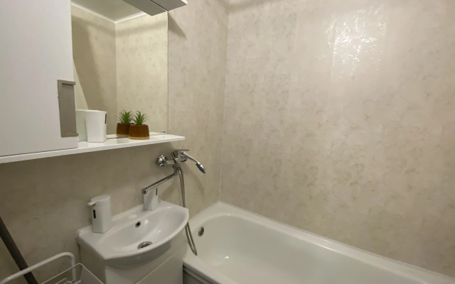 U Bashni - Kvartira 52 M2 Flat