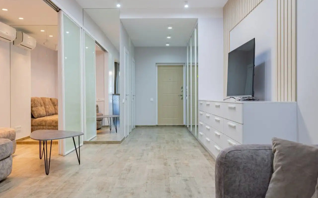 V Tsentre,lyuks Vmestimostyyu 6 Chelovek Apartments