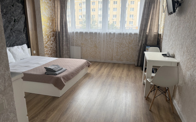 Uyutnaya Studiya S Dizaynerskim Remontom Na Ul. Mira Flat