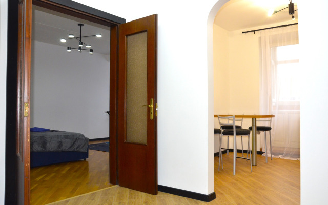 Квартира 2-к. квартира 6/9 этаж