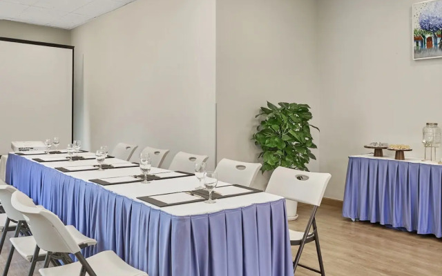 Somerset Ho Chi Minh City Apart-Hotel