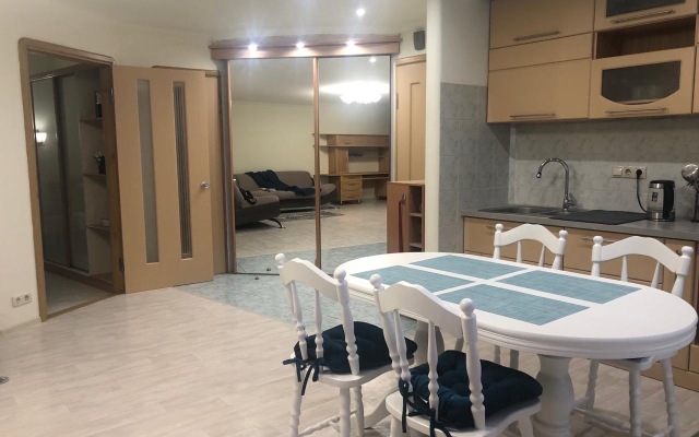 Apartamenty Na Kubanskoy Naberezhnoy Flat