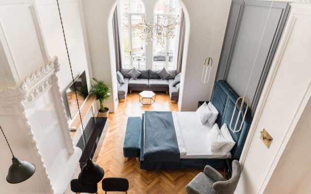 Apartment F12