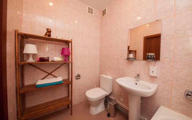 Apartment on Lomonosova 1