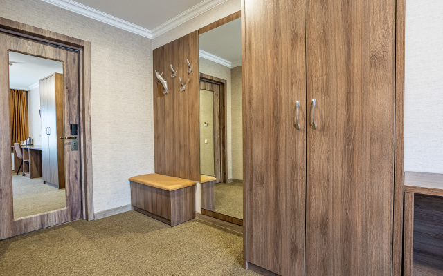 Hotel Marton Sezon