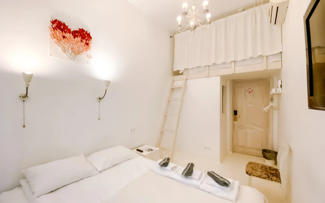 Khadson Na Zagorodnom 21 Living quarters