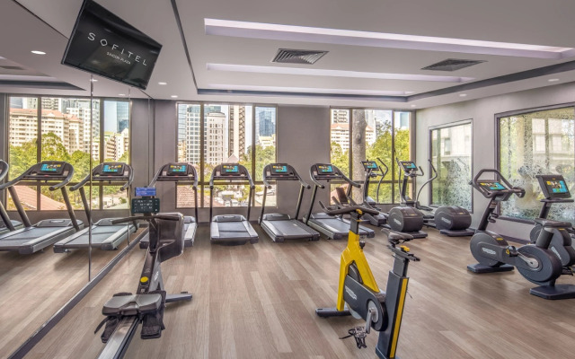 Sofitel Saigon Plaza Hotel