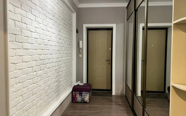 Eksklyuzivnye GALAAPART u Parka Pobedy Apartments