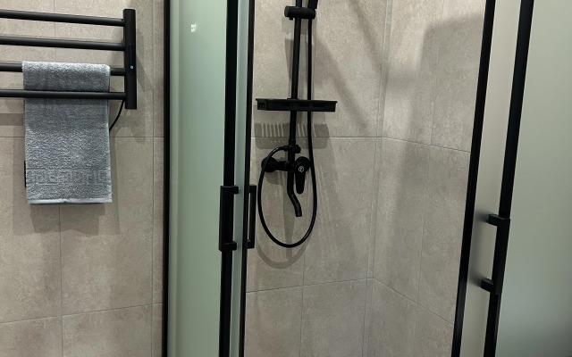Stilnaya Yevrodvushka S Vidom Na Gory Flat