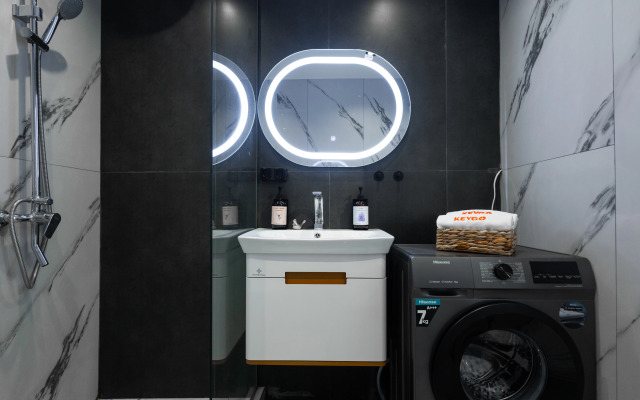KeyGo #0148 1 Bedroom Design near Saryan Street Apartments