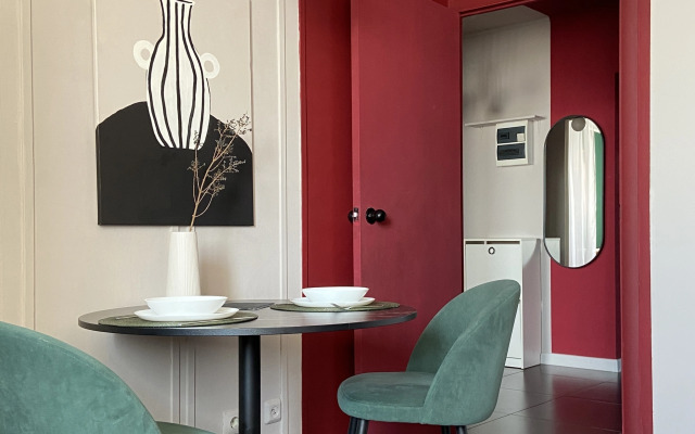 Na Ulitse Raketnoy 18 Flat
