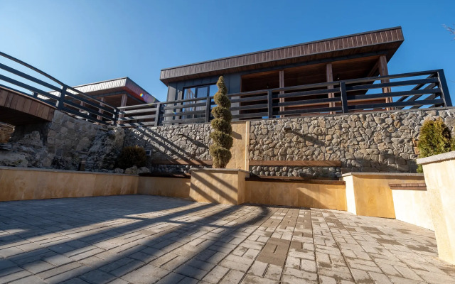 5 Gor Guest house