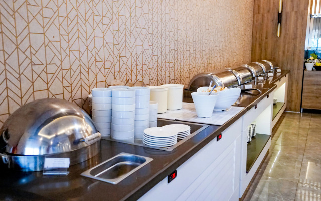 Отель Istanbul Beach