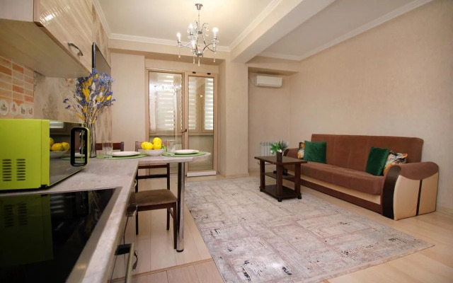 Апартаменты Уютная двухкомнатная квартира в ЖК Шахристан (130)