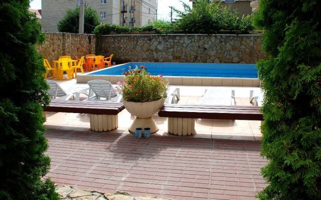 Astra Guest House