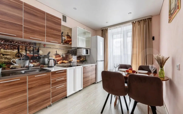 Квартира у метро в 5 минутах от центра