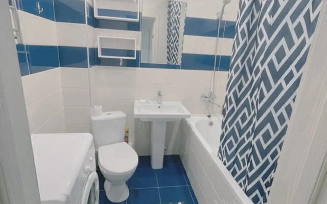 Квартира Красивая в Новoм Домe