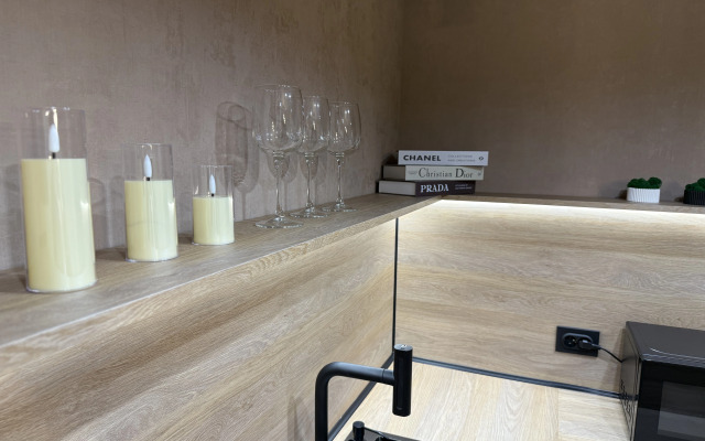 Trekhkomnatnaya v kurortnoy zone Flat