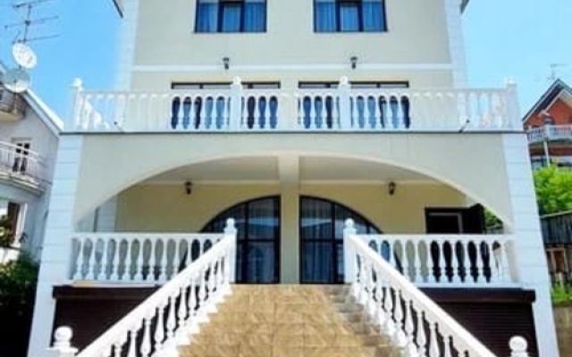 Anastasia Guest House